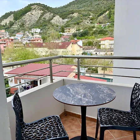Teos Apartamento Vlorë